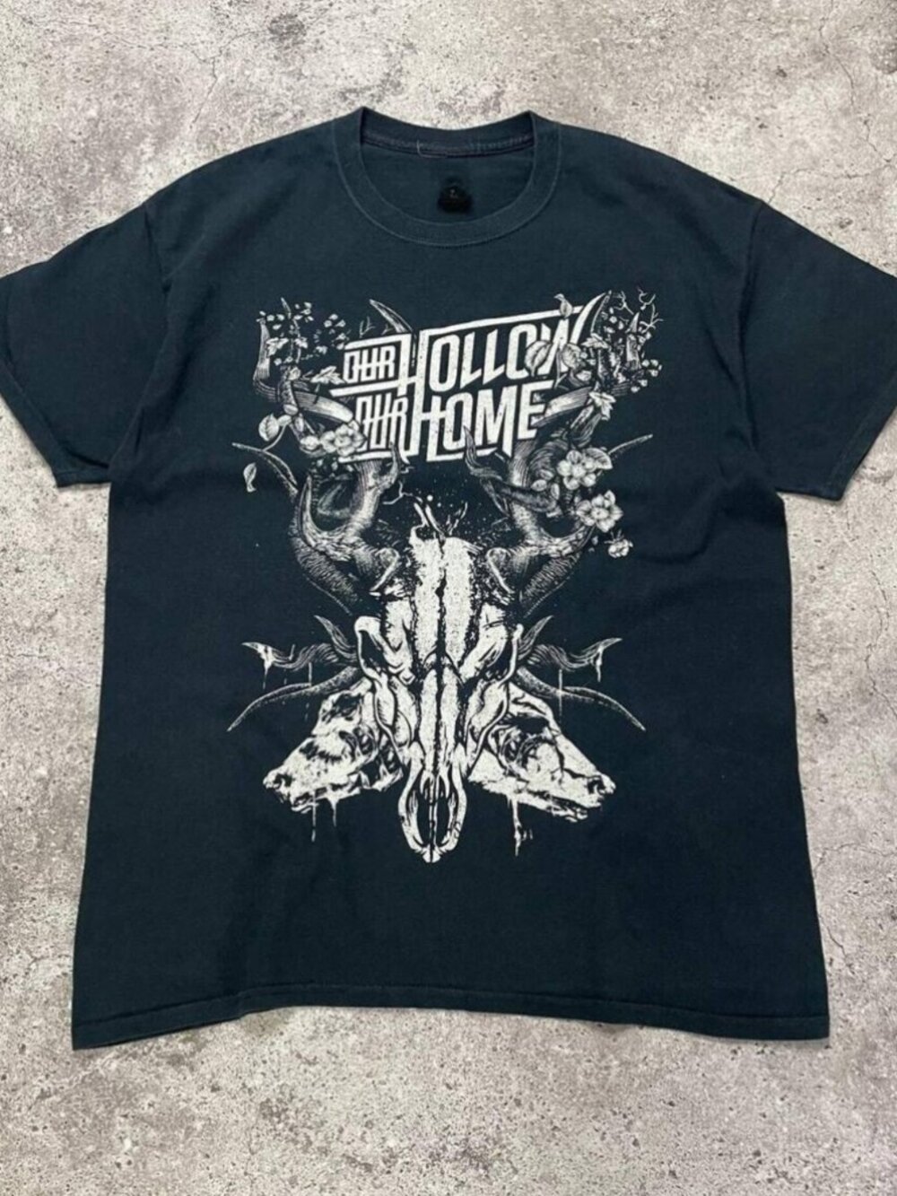 Our Hollow Our Home Graphic Heavy Gildan L Black T-Shirt Cotton Rock Band Tee